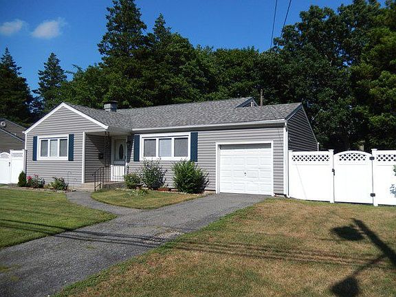2nd image of 31 Glenda Dr
