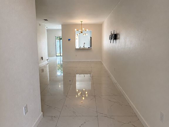2nd image of 461 NE 5th Way