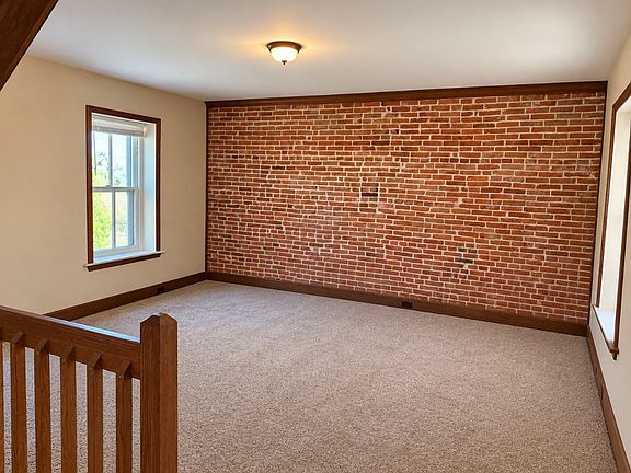 4th image of 155 Bowman Rd #1