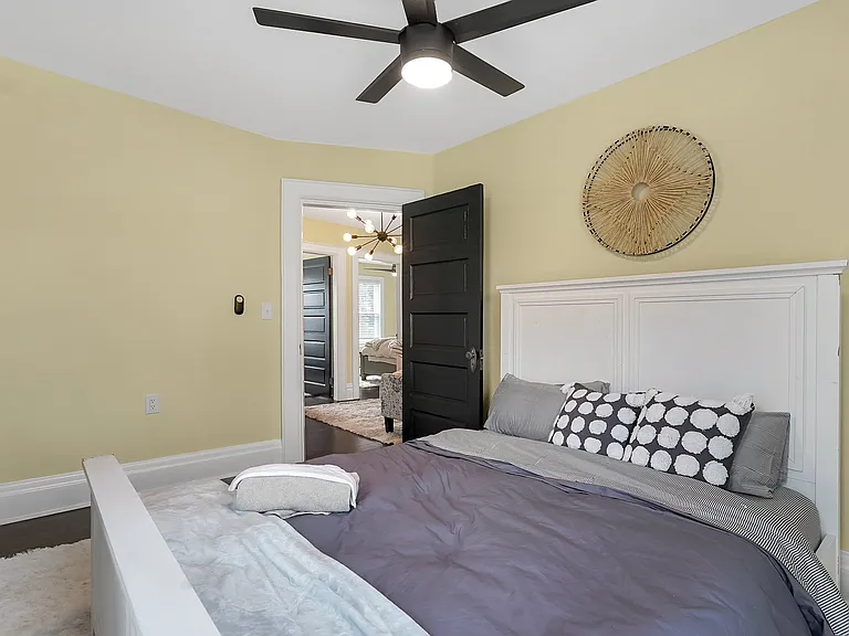 1756 Oak St — Photo 27