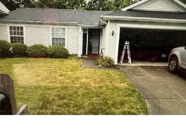 7082 Cross Creek Dr #Aa6, Mentor, OH 44060