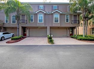 4621 Overlook Dr NE, Saint Petersburg, FL 33703