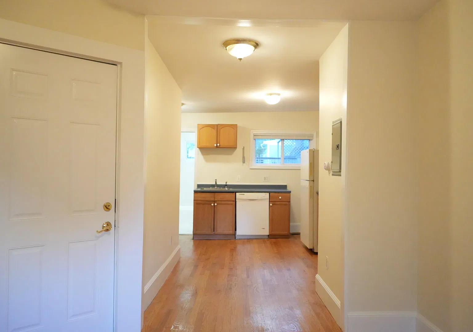 2 bed, $2,600 — Photo 1