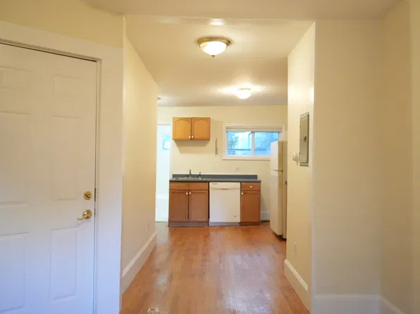 17.5 Bay St #1, Cambridge, MA 02139
