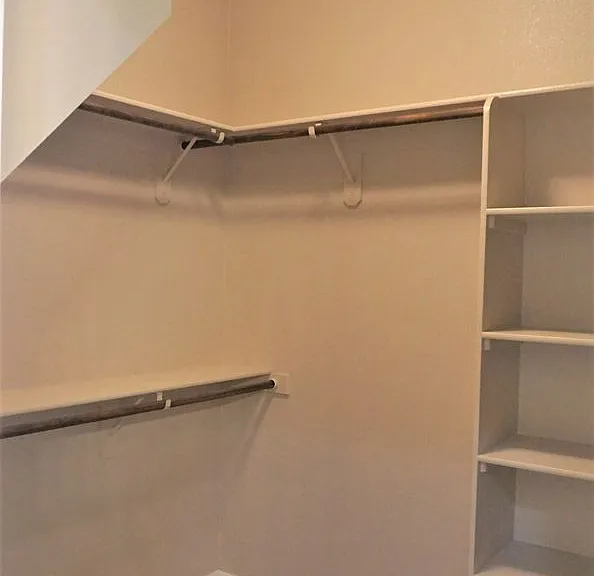 1858 Prairie Grass Dr — Photo 26
