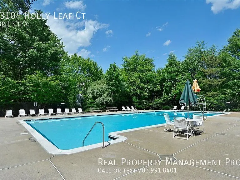 13104 Holly Leaf Ct — Photo 18