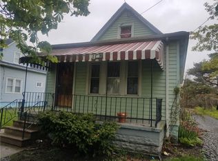 2216 Cudaback Ave, Niagara Falls, NY