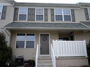 286 Flagstone Rd, Chester Springs, PA 19425