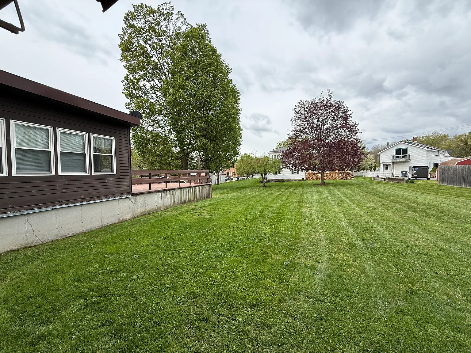 3 bed, 900 sqft, $1,500 — Photo 3