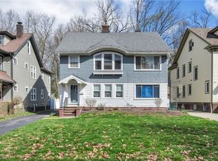 2929 E Derbyshire Rd, Cleveland Heights, OH 44118
