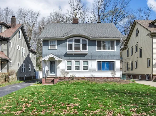 2929 E Derbyshire Rd, Cleveland Heights, OH 44118