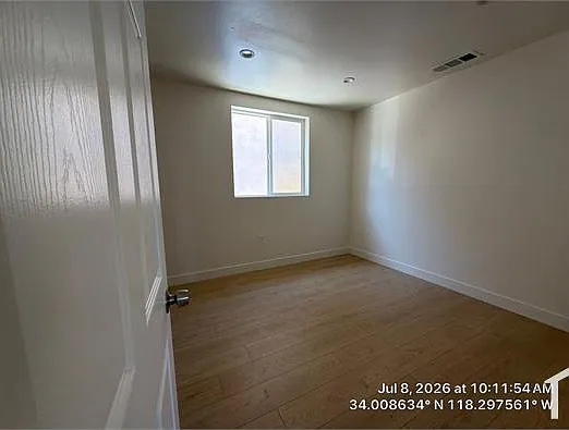 1243 W 41st Pl — Photo 11