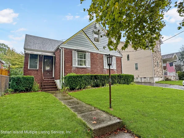 125 Collfield Ave, Staten Island, NY 10302