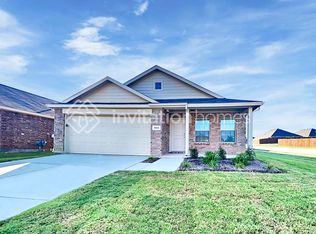 1009 Wildflower St, Ennis, TX 75119