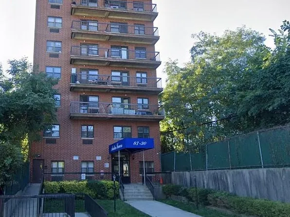 8730 62nd Ave APT 101, Rego Park, NY 11374