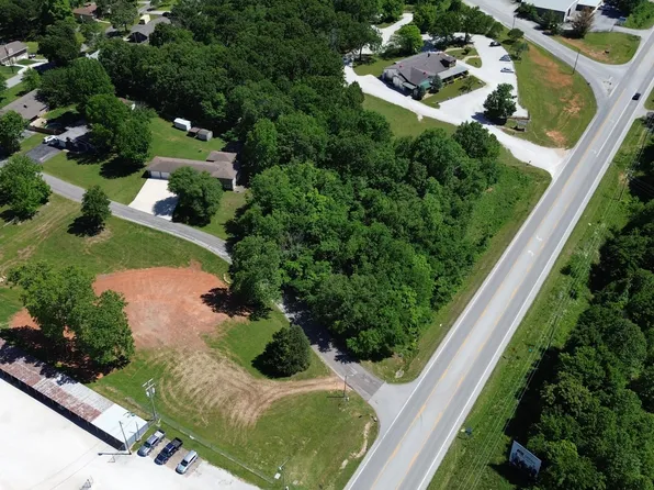 3010 Woodland Dr, Joplin, MO 64804
