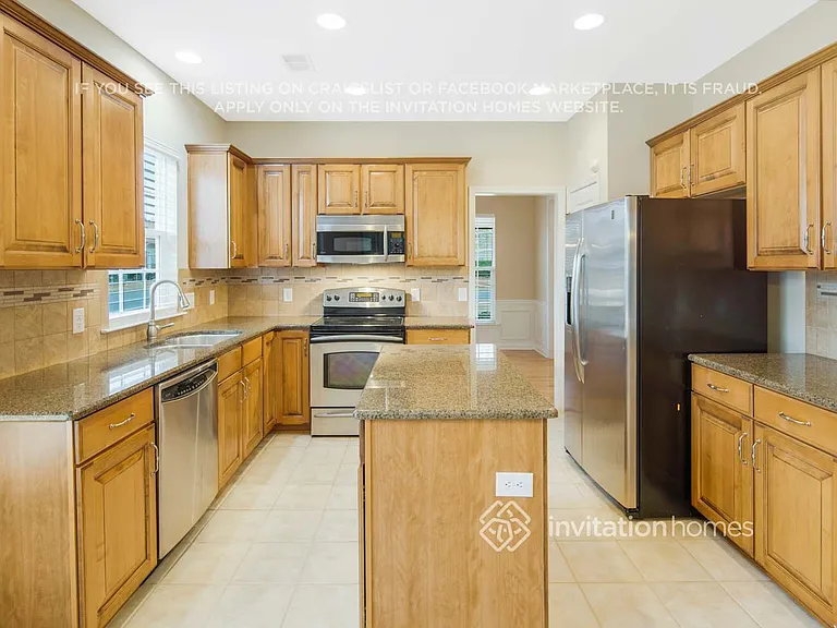 6204 Woodland Commons Dr — Photo 7