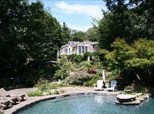 21833 Main Rd, Cutchogue, NY 11935