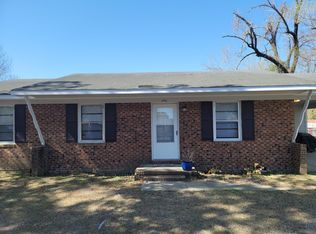 4701 Needham Dr, Fayetteville, NC 28311