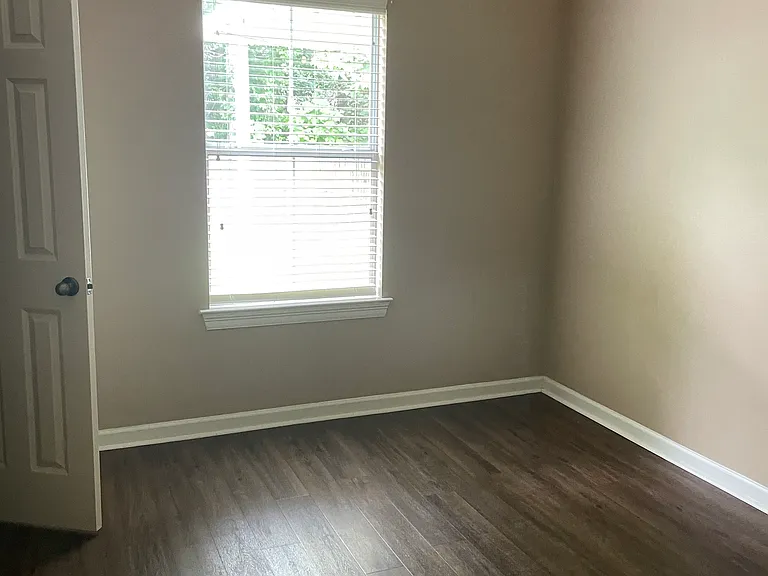 Bedroom #1