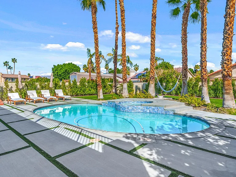 29886 Whispering Palms Trl — Photo 24