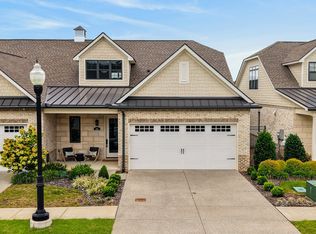 1024 Club View Dr #B301, Gallatin, TN 37066