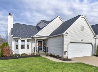 902 Devonwood Dr, Wadsworth, OH 44281