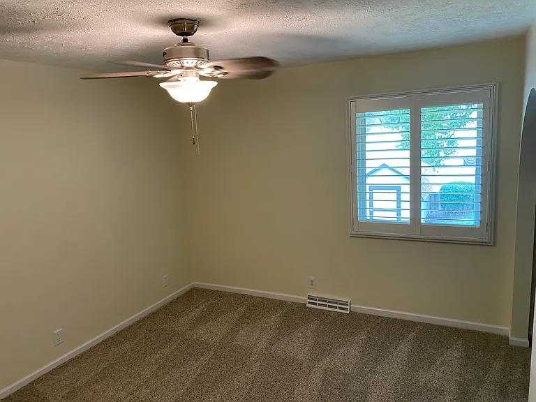 15724 O Cir — Photo 11