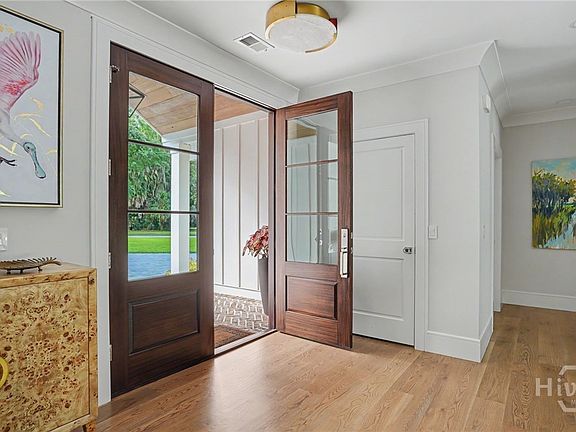 3rd image of 9 Brandenberry Road
