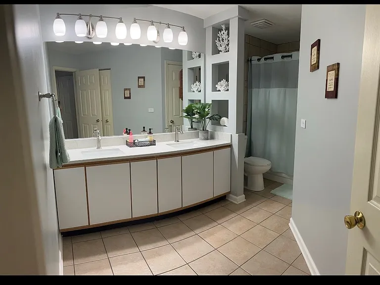 1353 Coldspring Rd — Photo 2
