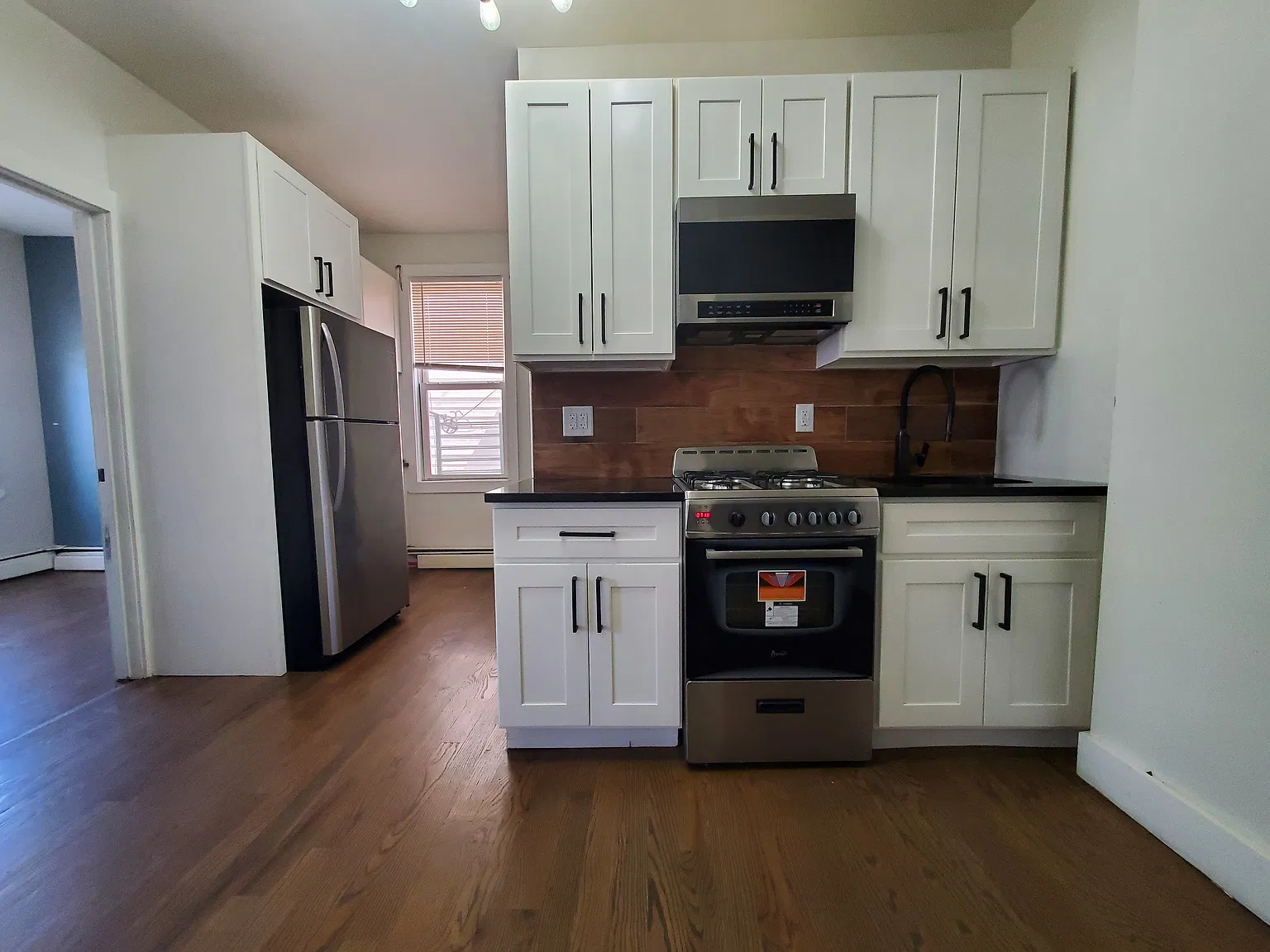 80 Prospect Ave — Photo 1