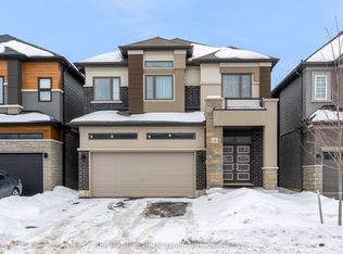 14 Ingalls Ave, Brantford, ON N3V 0B7