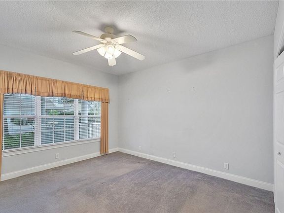 5th image of 117 Peppertree Crossing Ave