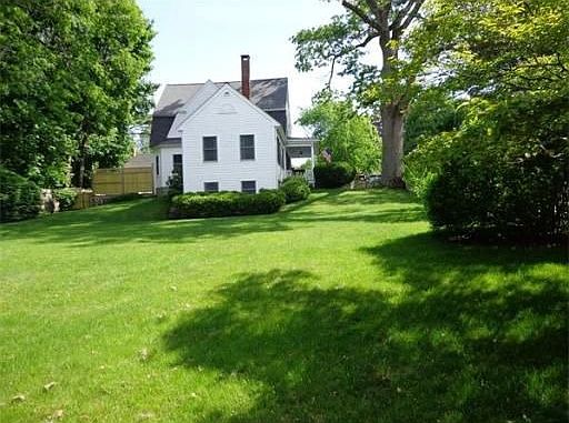 4th image of 51 Bates Ave