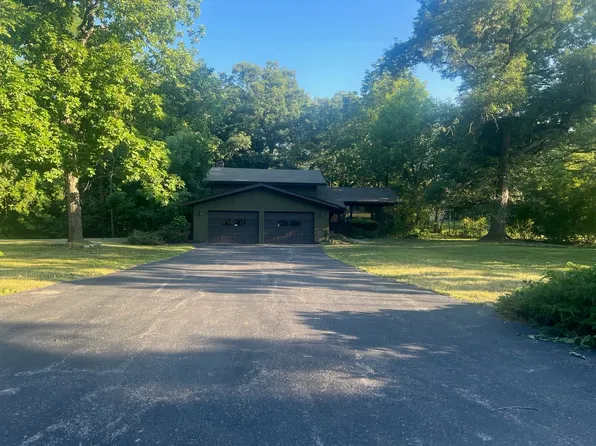 2337 Valley View Ln, Park Forest, IL 60466