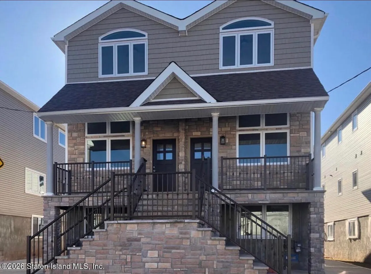 1 bed, 700 sqft, $1,700 — Photo 1