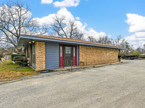 1700 Washington St, Commerce, TX 75428