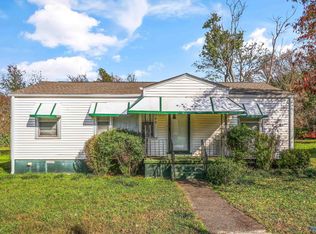 506 Redbud Dr NW, Huntsville, AL 35811