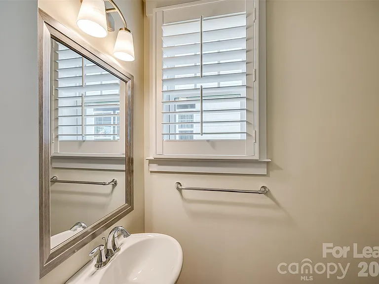 795 Digby Rd — Photo 14
