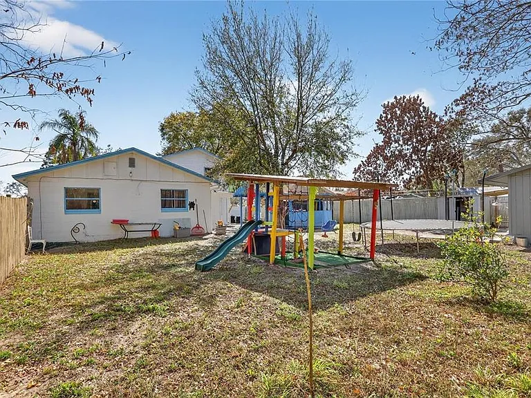 8071 Rhea Cir #B — Photo 23