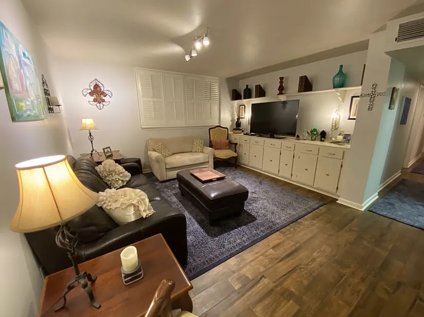 3 bed, 1234 sqft, $3,000 — Photo 3