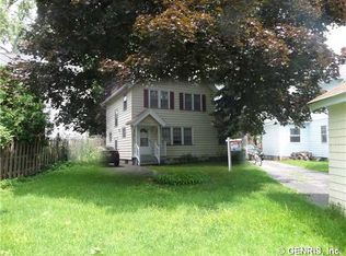165 Harding Rd, Rochester, NY 14612