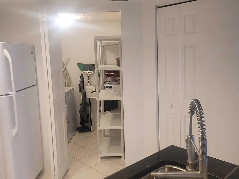 1801 N Flagler Dr #408