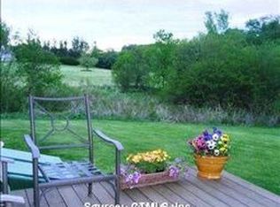 50 Longmeadow Dr, Pomfret Center, CT 06259