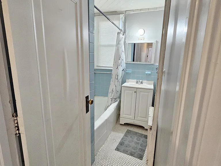117 W Main St #2 — Photo 8