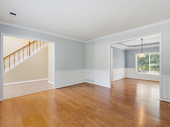 2nd image of 1117 Aldridge Way