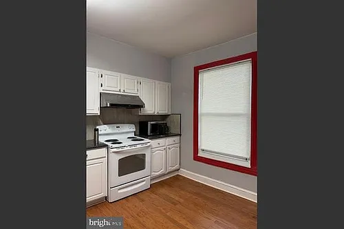 1621 Darley Ave Photo 1