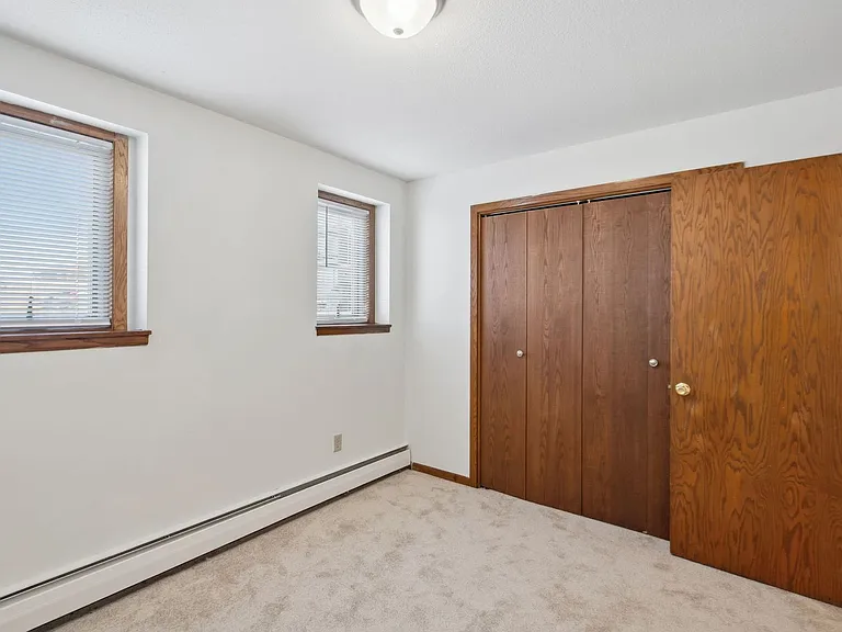 Rose Mall Apartments — Photo 43