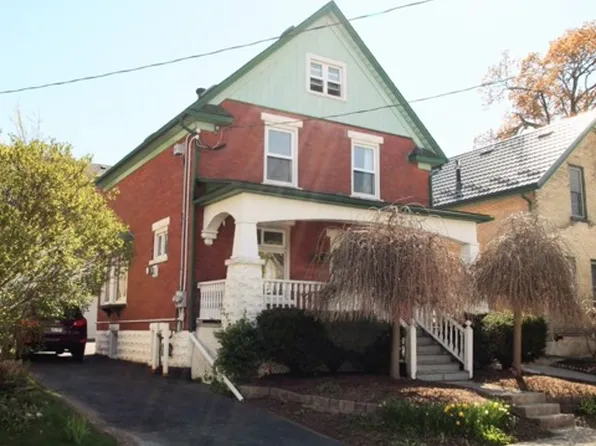 253 Herbert St, Waterloo, ON N2J 1V3