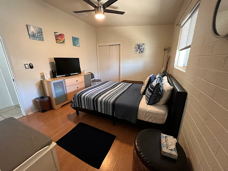 1031 N 78th Pl — Photo 33